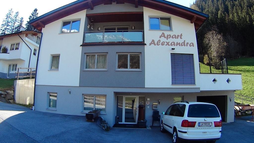 Apart Alexandra Ischgl Exteriör bild